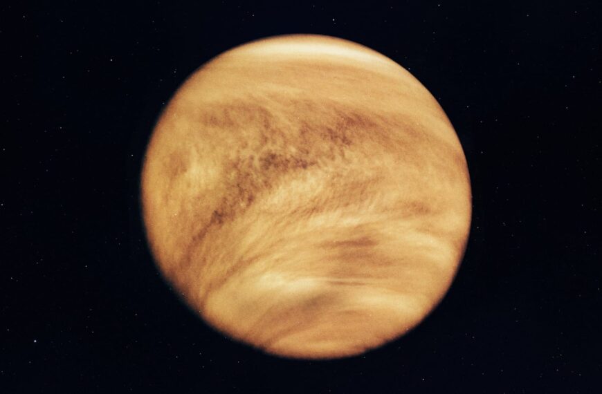 離奇的金星時間觀：一天比一年還長，太陽從西方升起