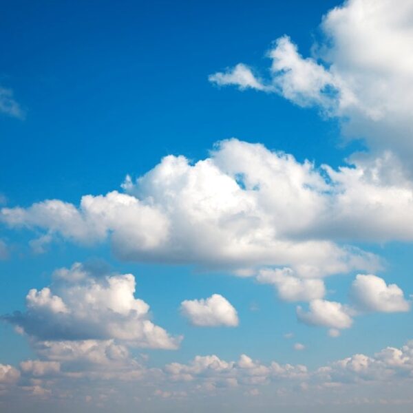 【深造物理】為什麼天空是藍色的？不是因為...